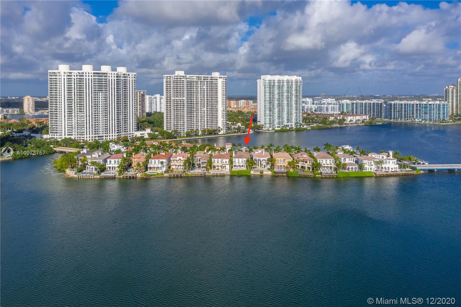 ISLAND ESTATES - Residential