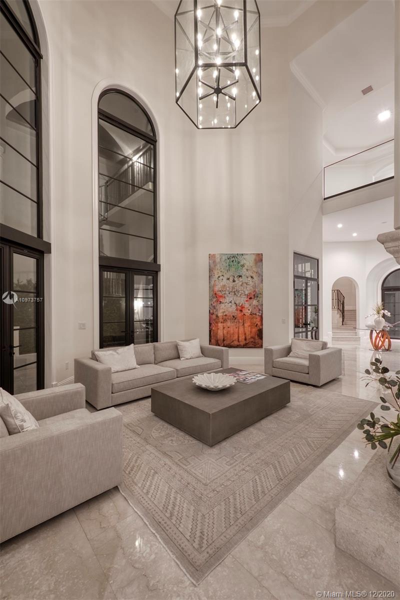 ISLAND ESTATES - Residential