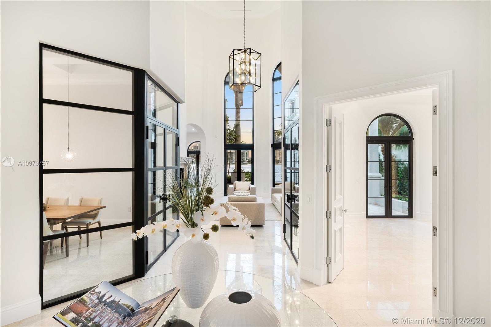 ISLAND ESTATES - Residential