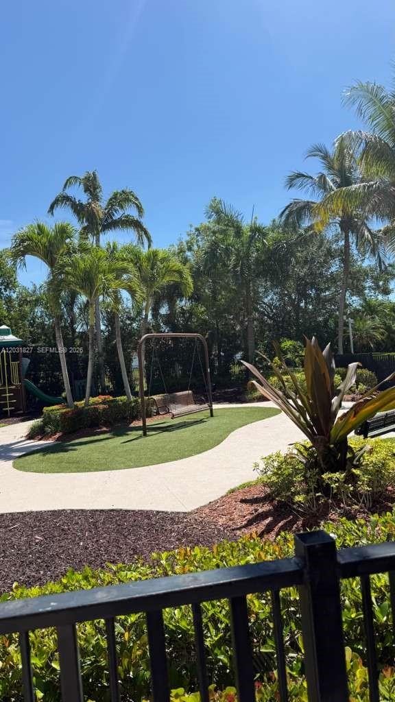 PORTOFINO BAY - Residential Lease