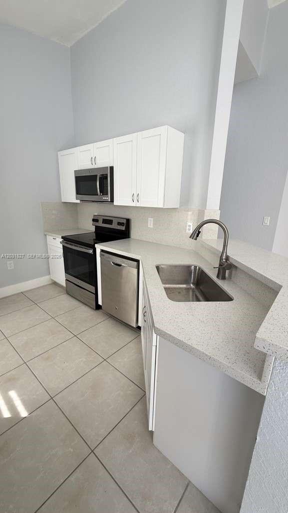 PORTOFINO BAY - Residential Lease