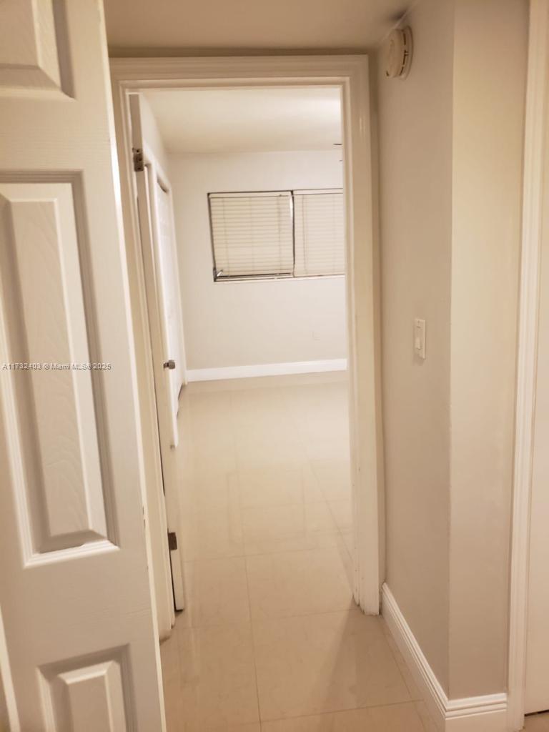VILLAGE AT DADELAND CONDO - Residential
