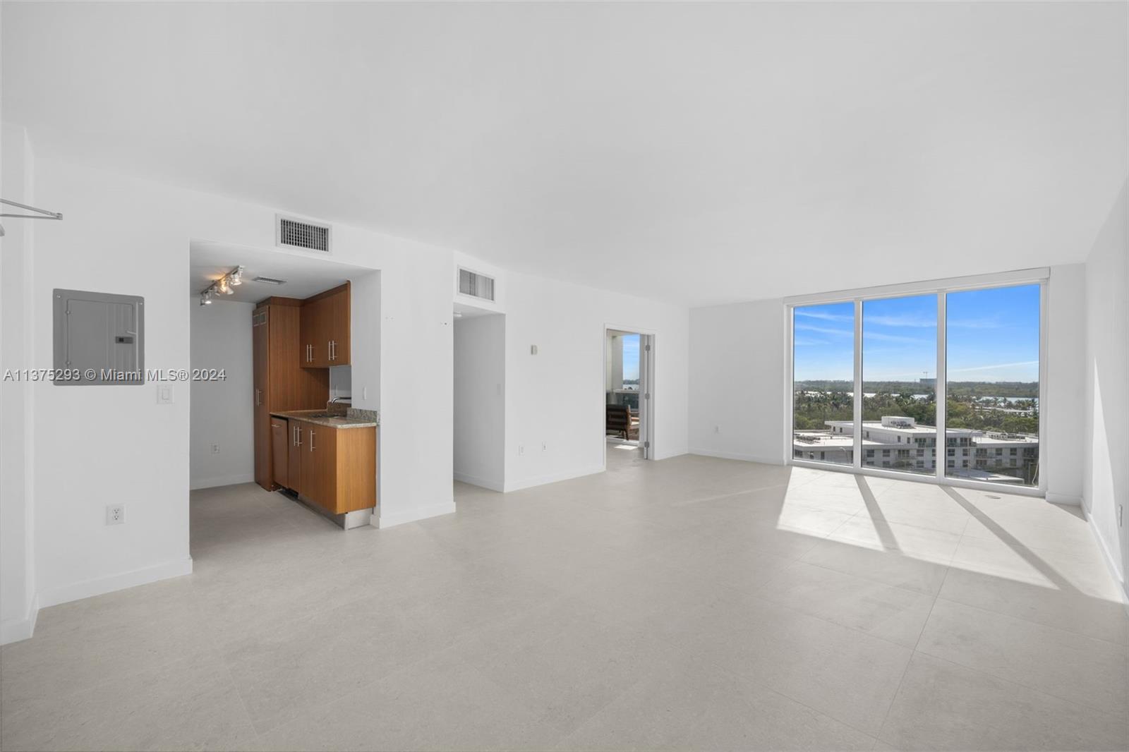 Harbour House Condo - Residential Lease