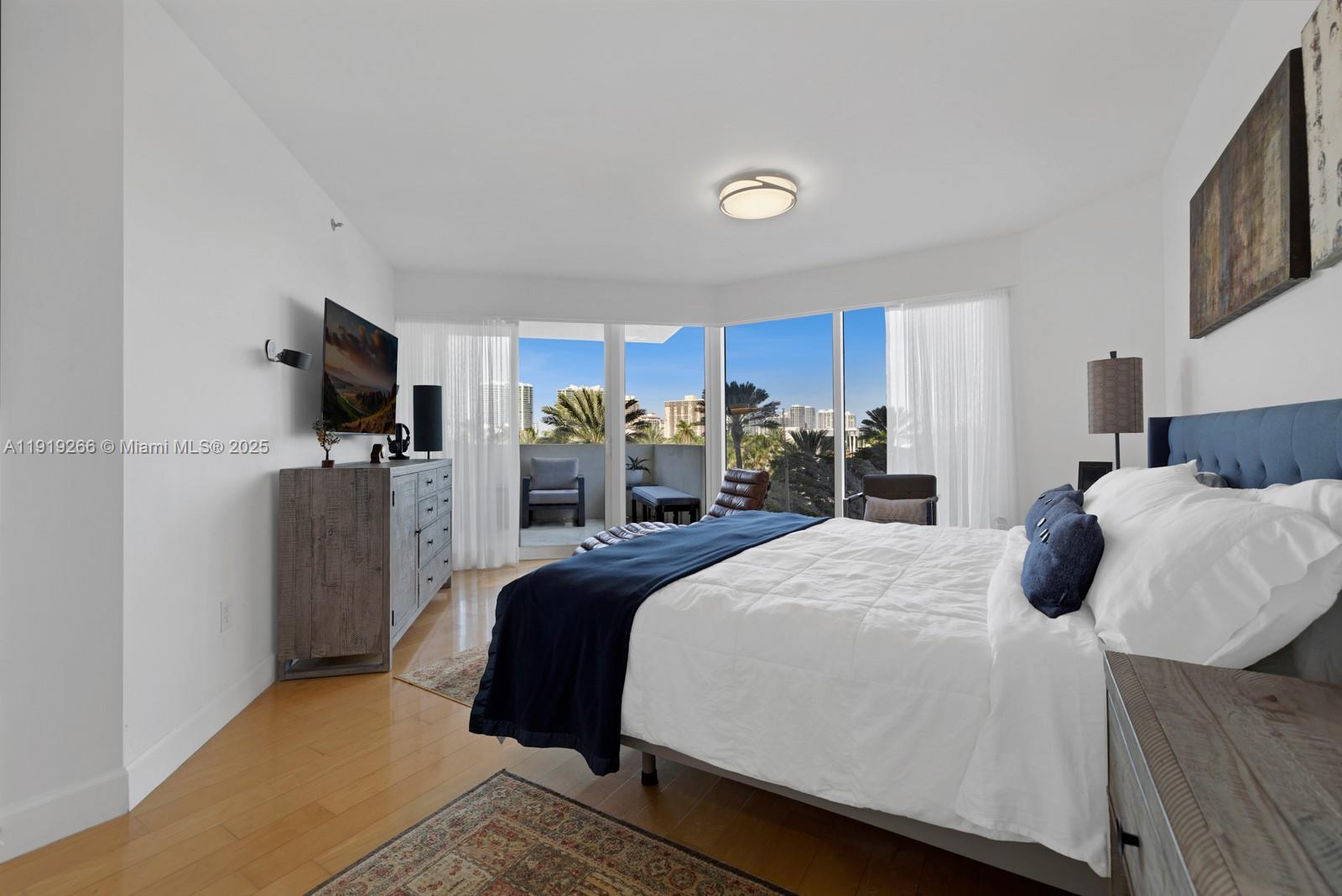 OCEAN ONE CONDO - Residential