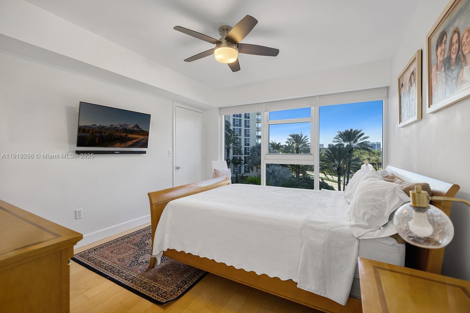 OCEAN ONE CONDO - Residential