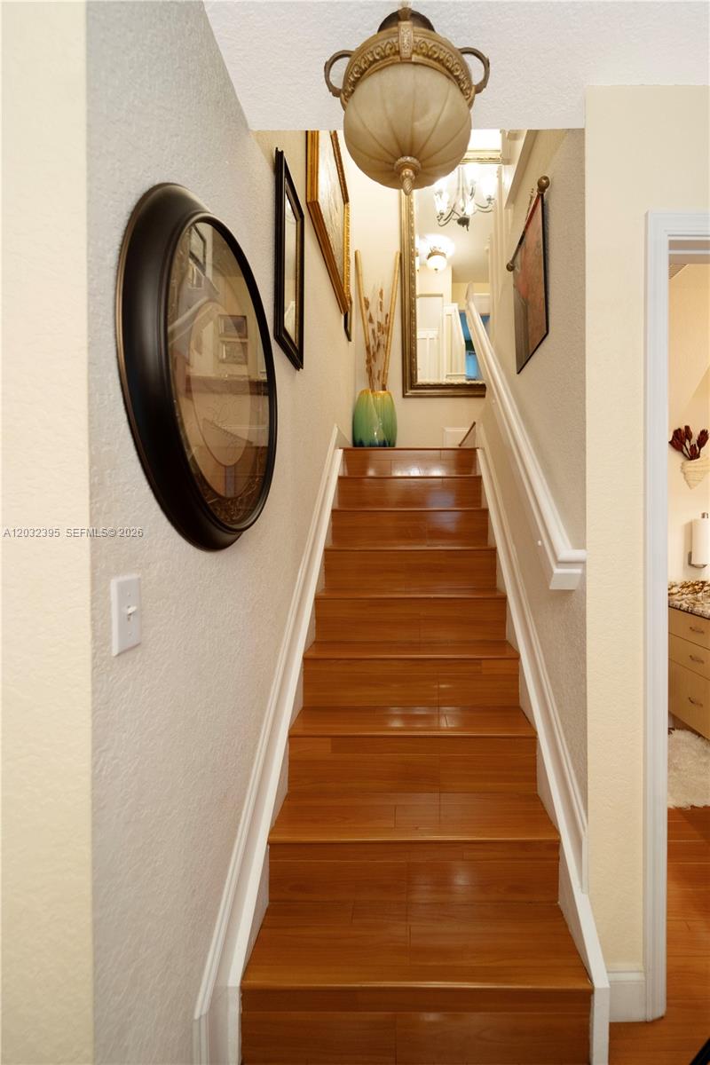 UNIVERSITY PARK - Residential