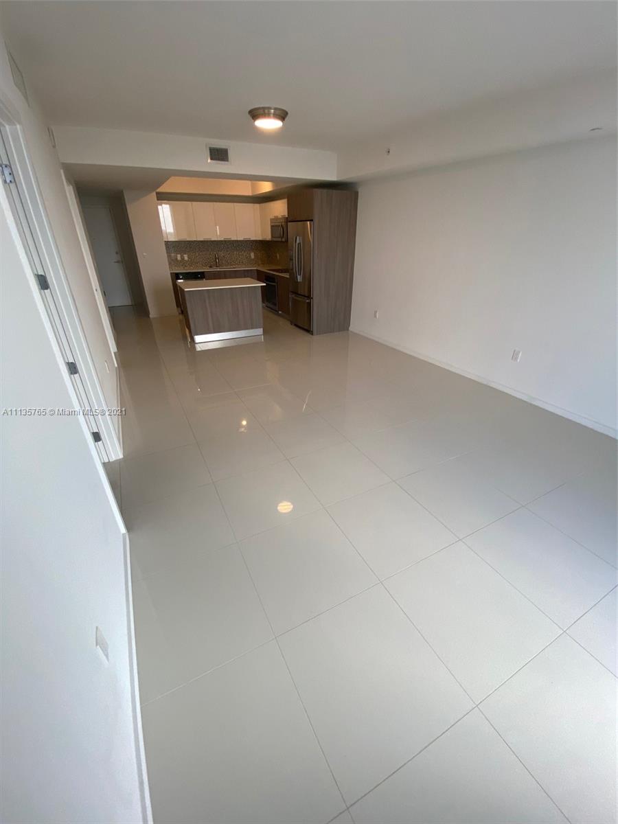 5252 PASEO CONDO - Residential Lease