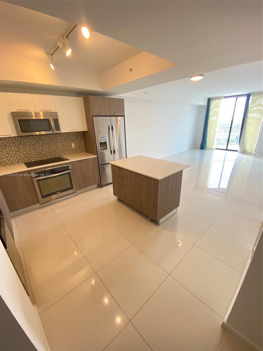 5252 PASEO CONDO - Residential Lease