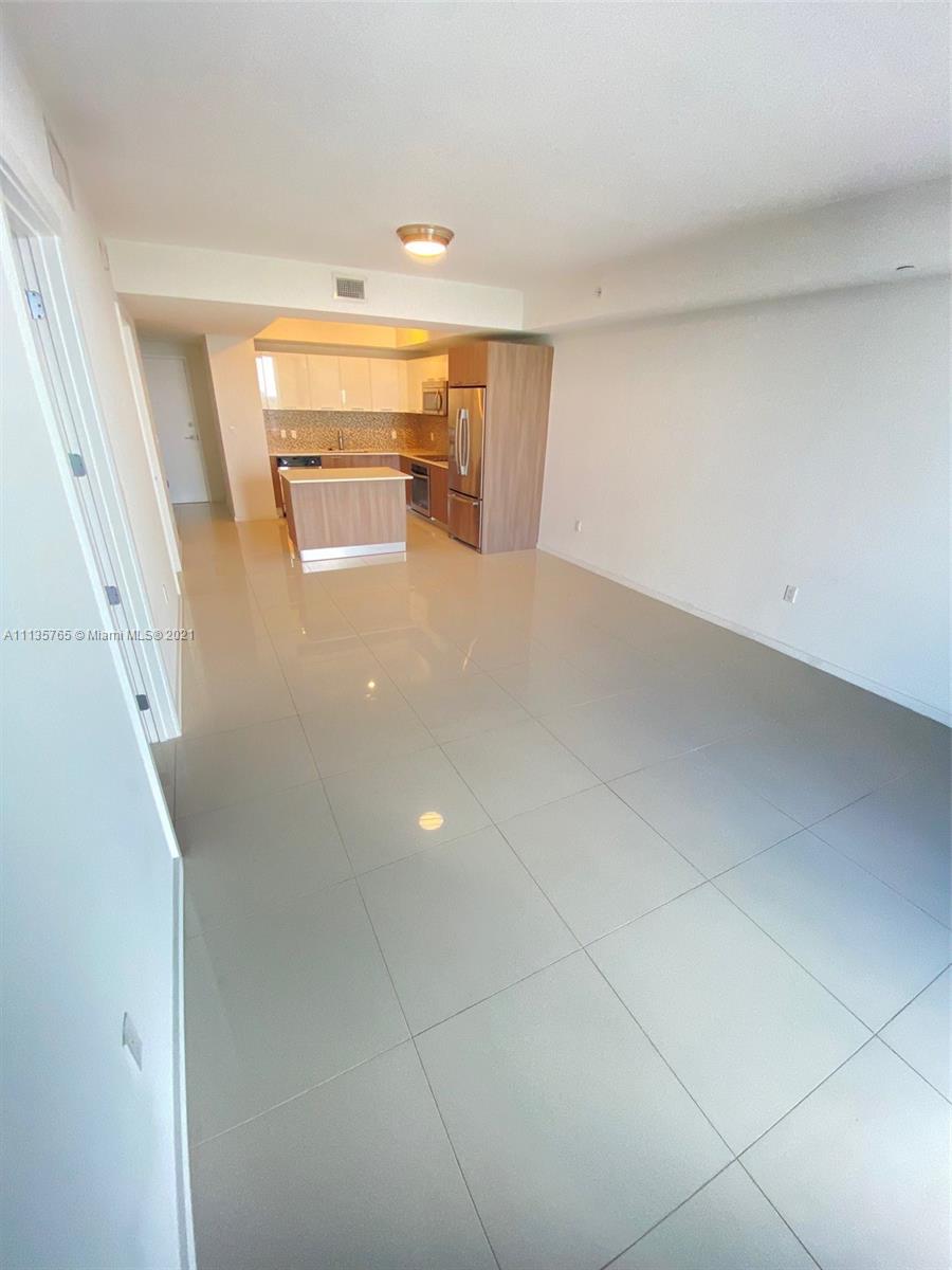 5252 PASEO CONDO - Residential Lease
