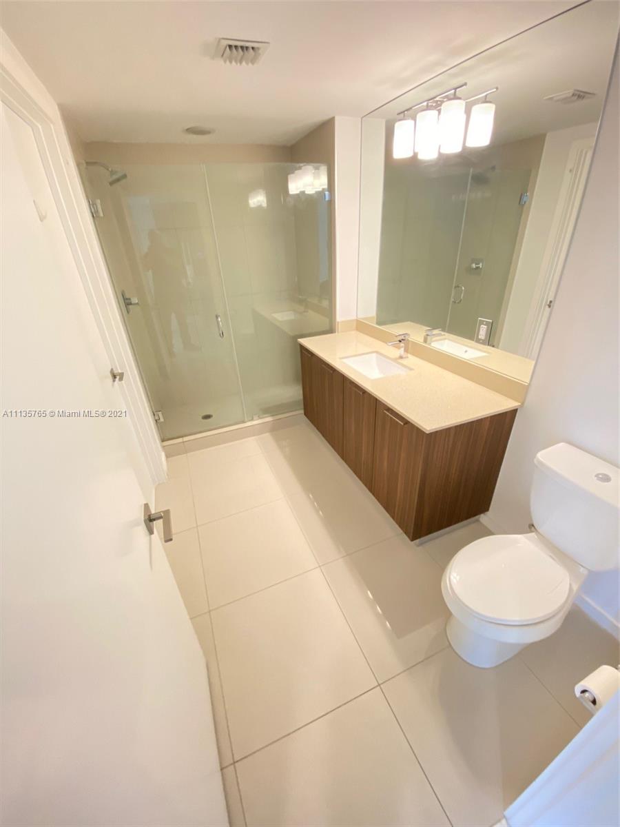 5252 PASEO CONDO - Residential Lease
