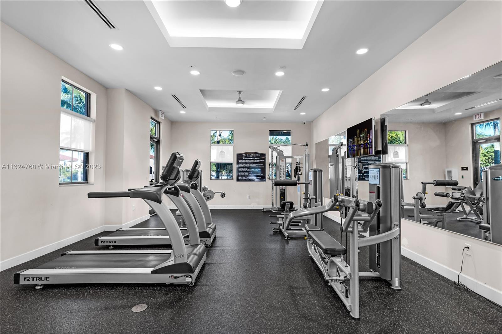VENETIAN PARC WEST - Residential