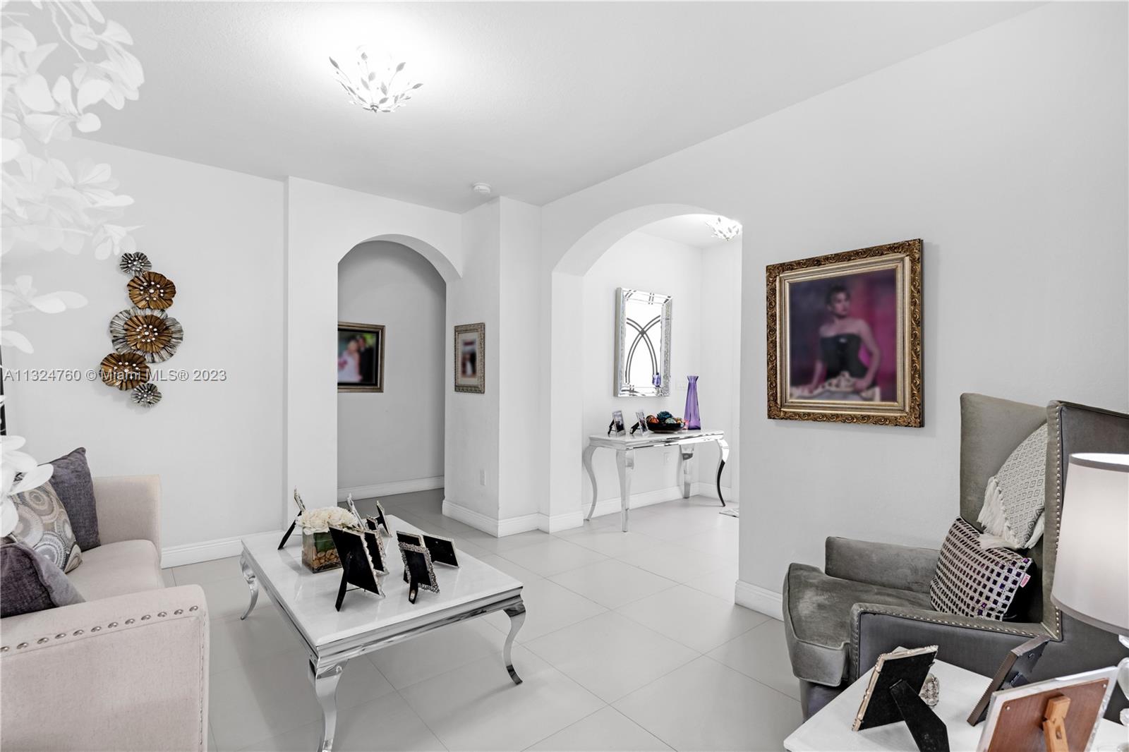 VENETIAN PARC WEST - Residential