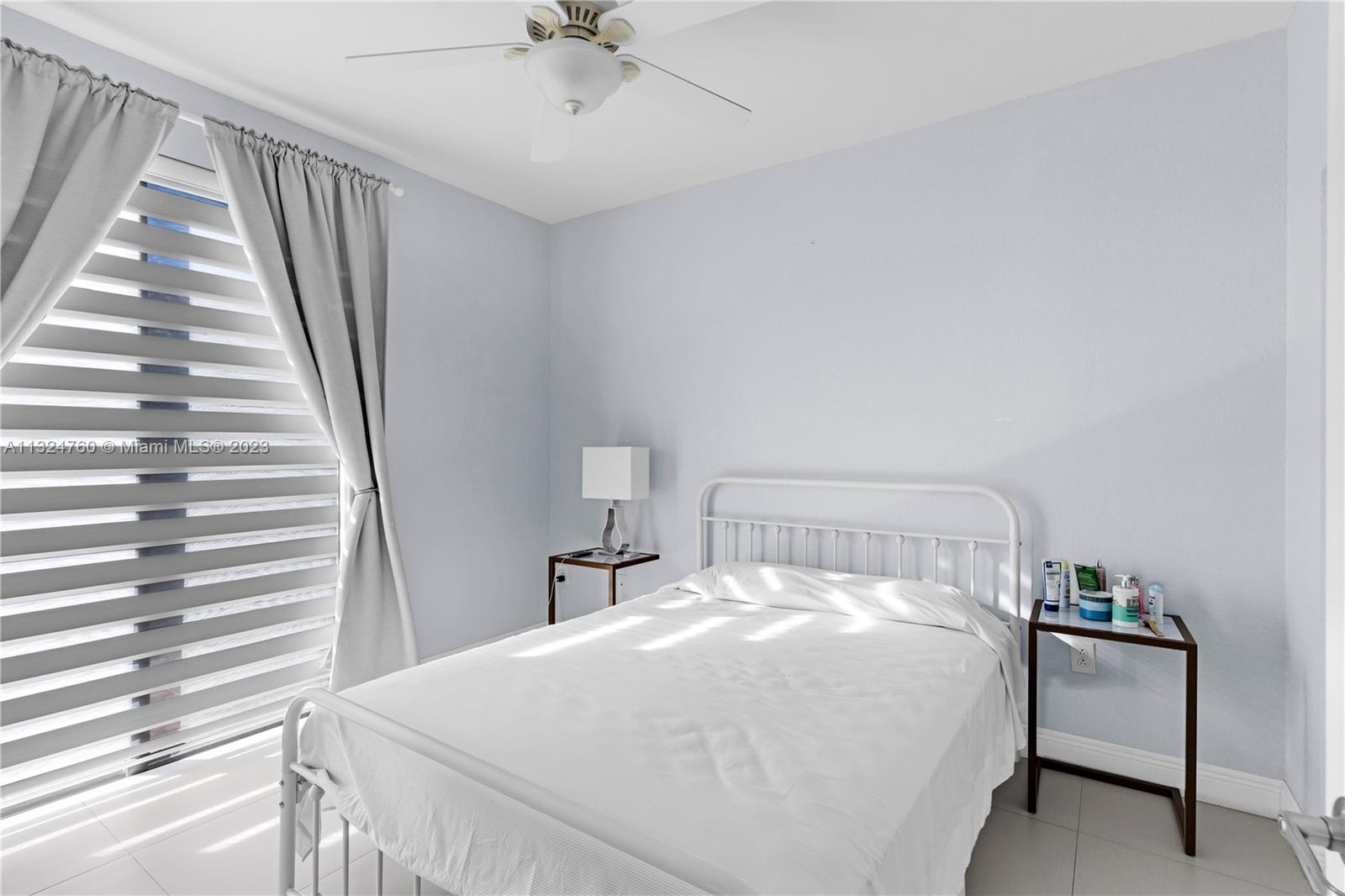 VENETIAN PARC WEST - Residential