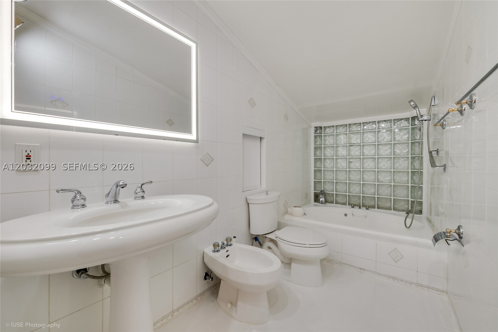 CORAL GABLES GRANADA SEC - Residential Lease