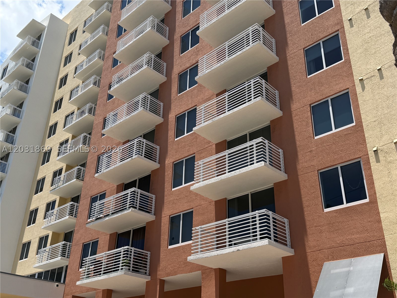 VENTURE AT AVENTURA EAST - Residential