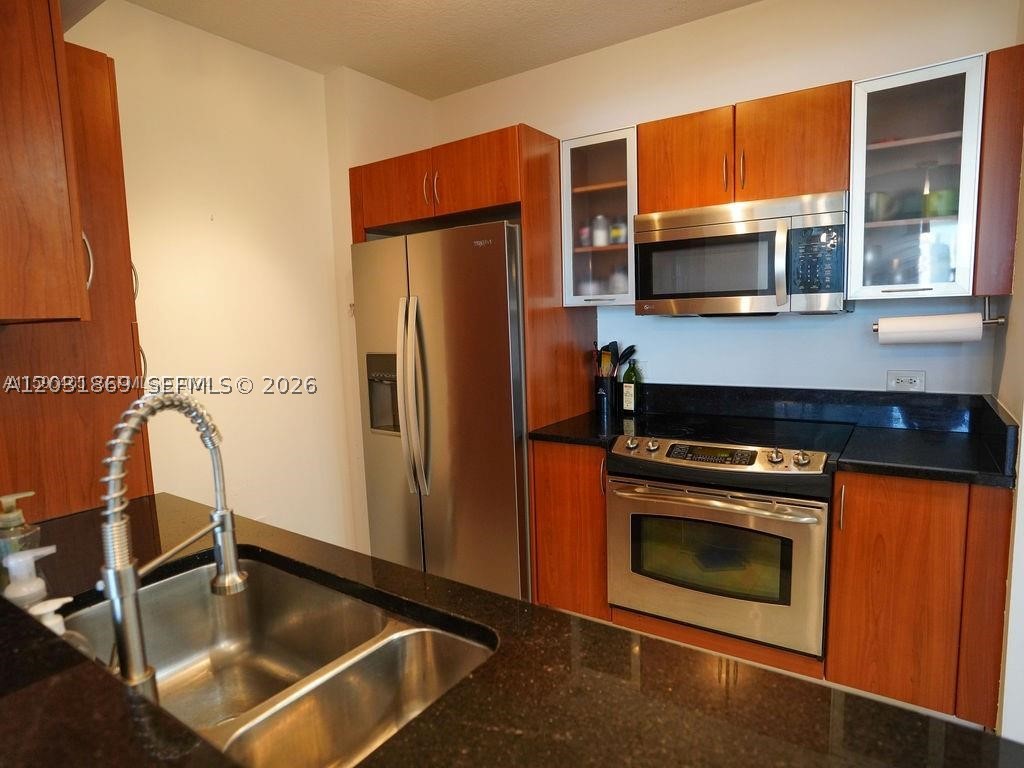 VENTURE AT AVENTURA EAST - Residential