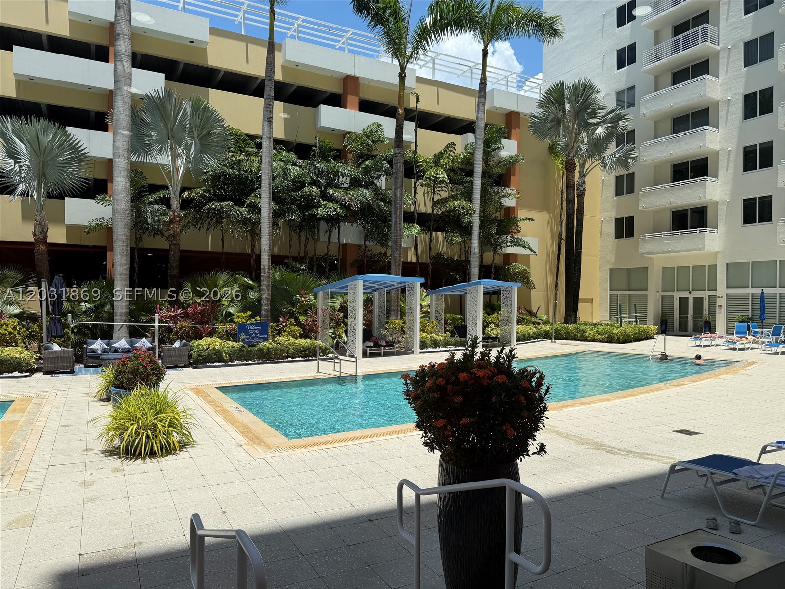 VENTURE AT AVENTURA EAST - Residential