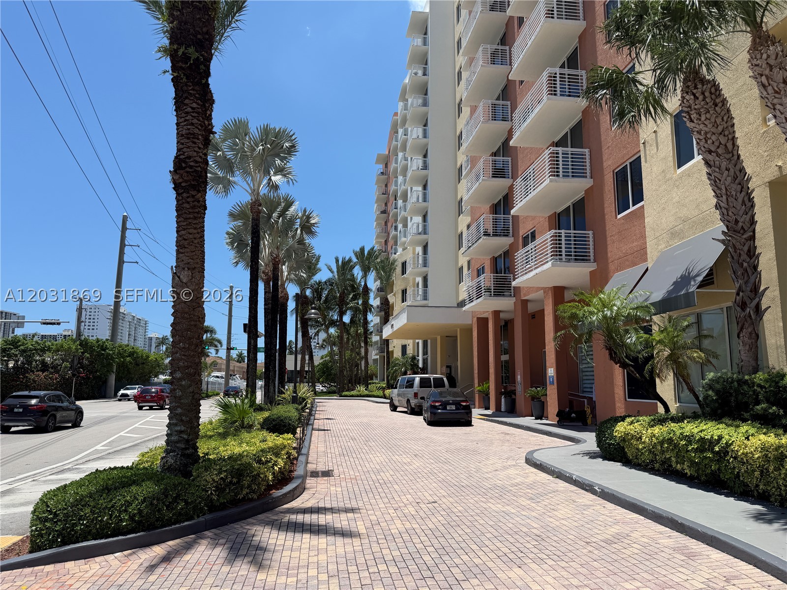 VENTURE AT AVENTURA EAST - Residential