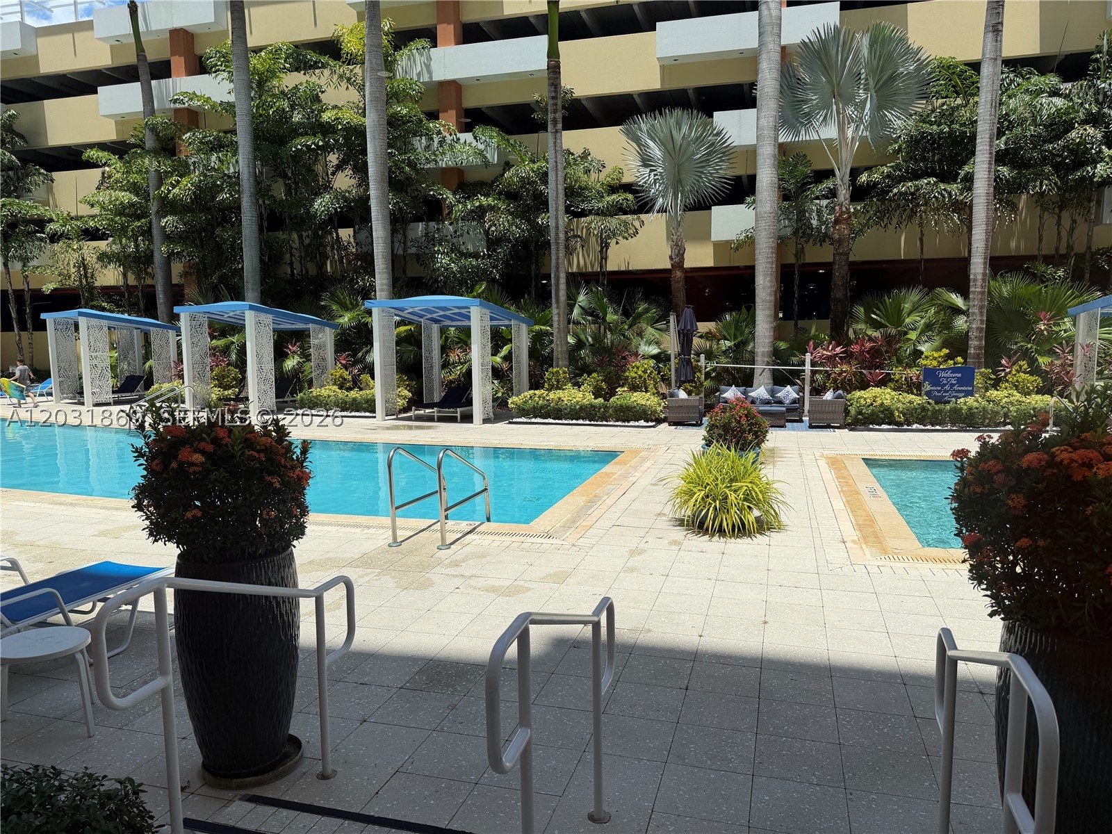 VENTURE AT AVENTURA EAST - Residential