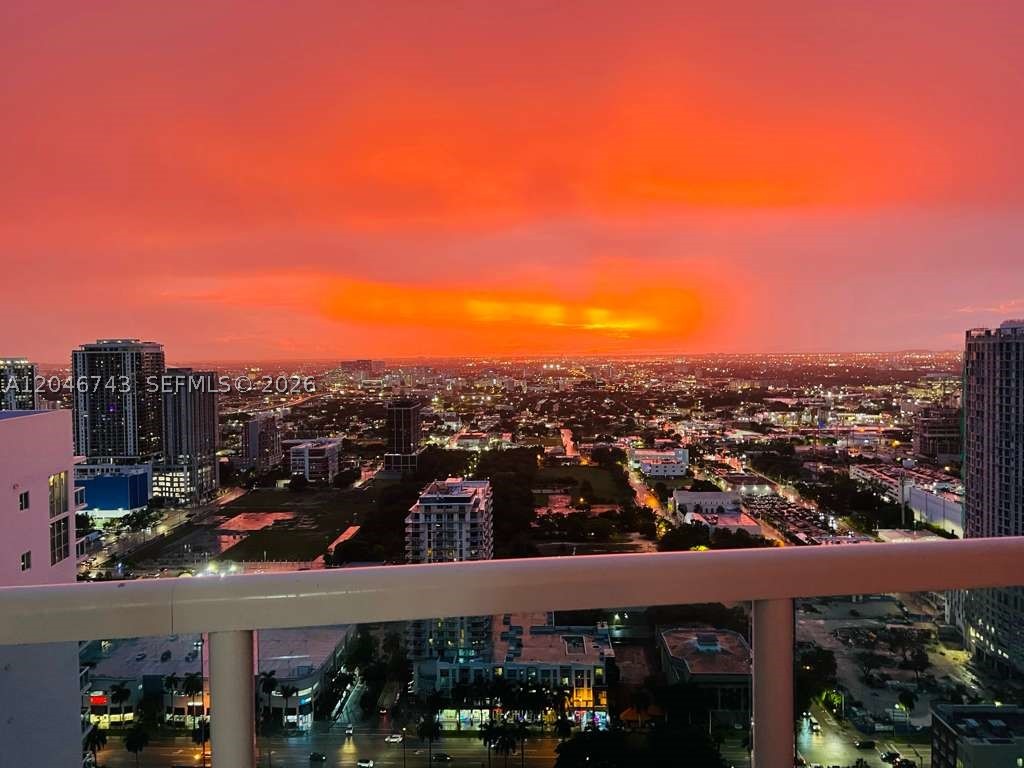 1800 CLUB CONDO - Residential