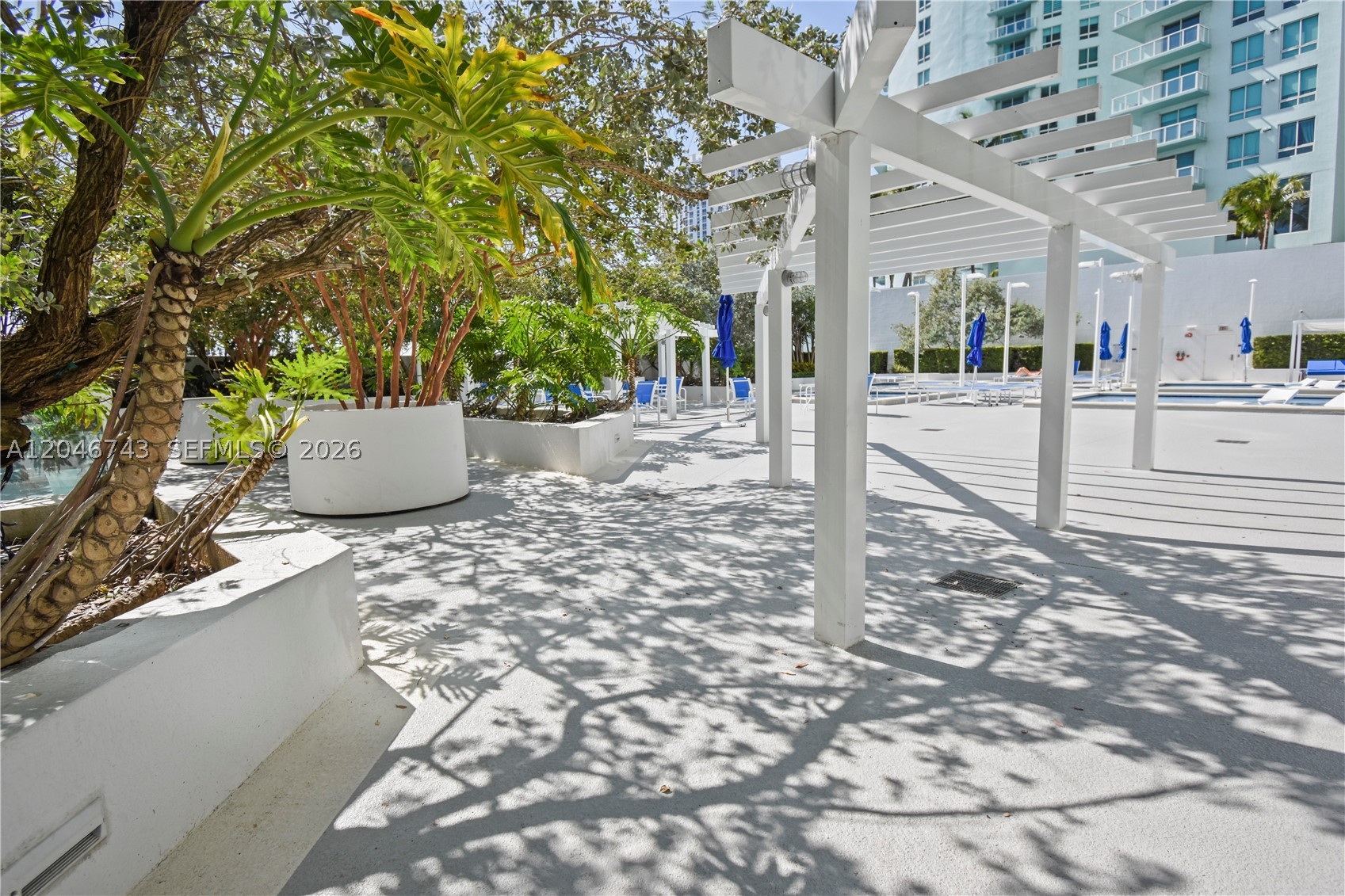 1800 CLUB CONDO - Residential