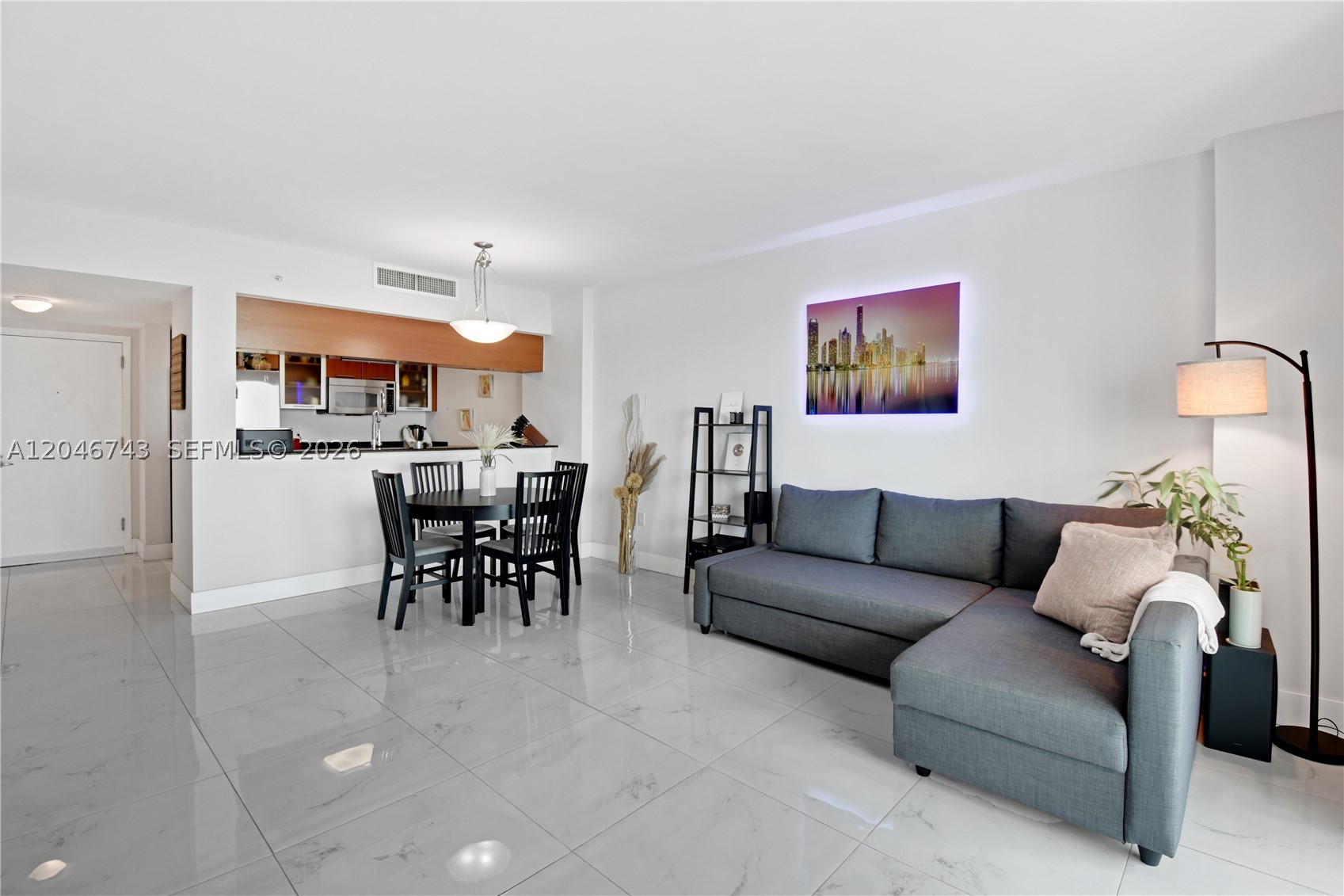 1800 CLUB CONDO - Residential