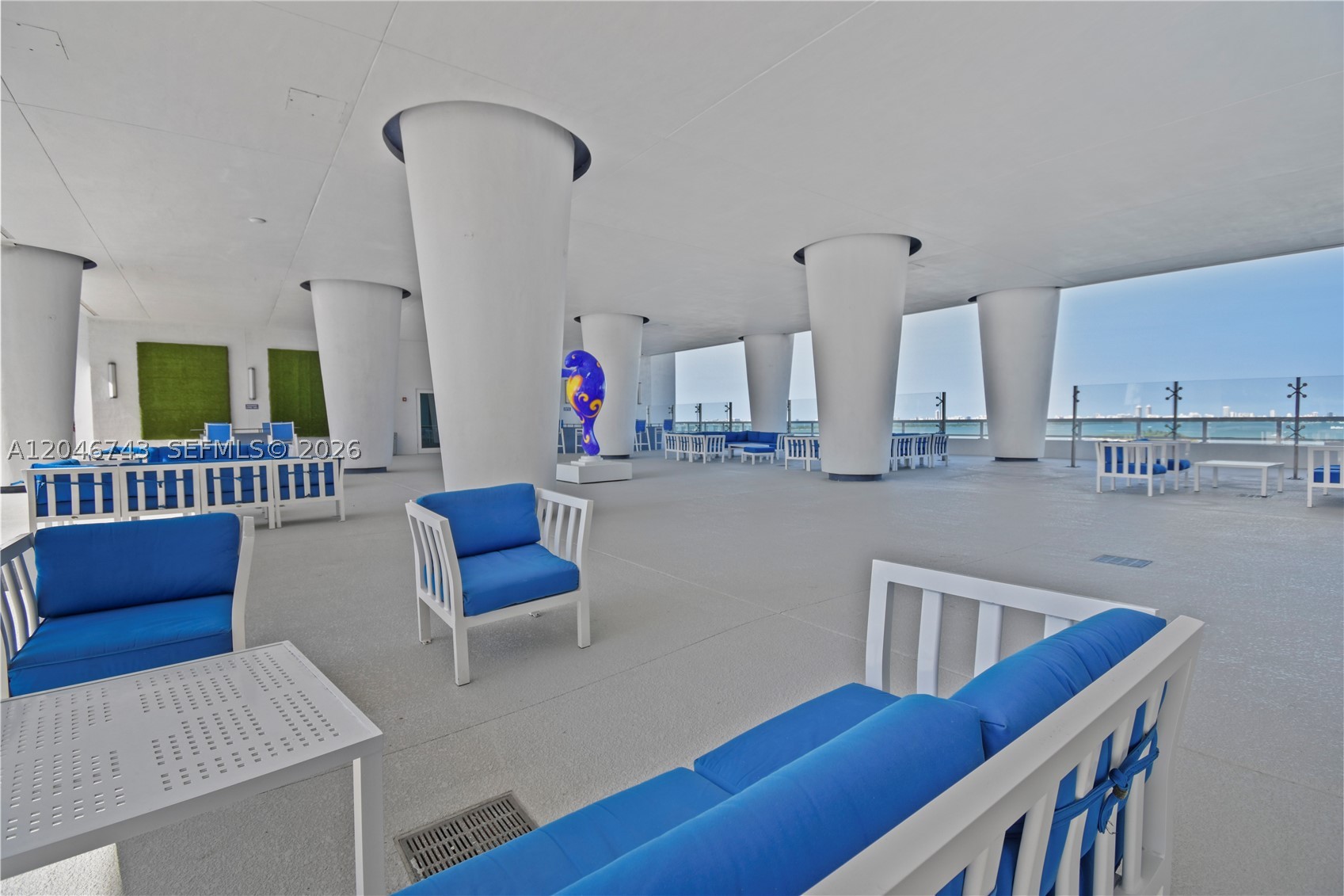 1800 CLUB CONDO - Residential