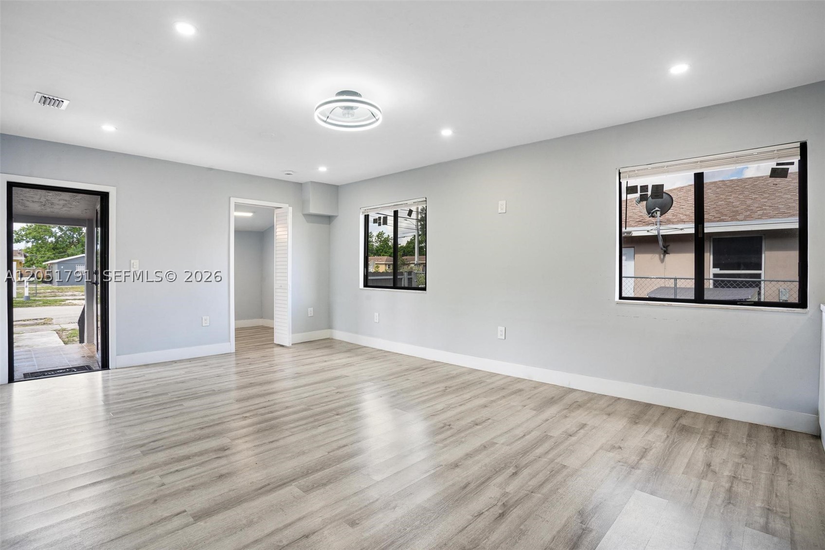 PINEWOOD PARK EXTENSION - Residential Lease