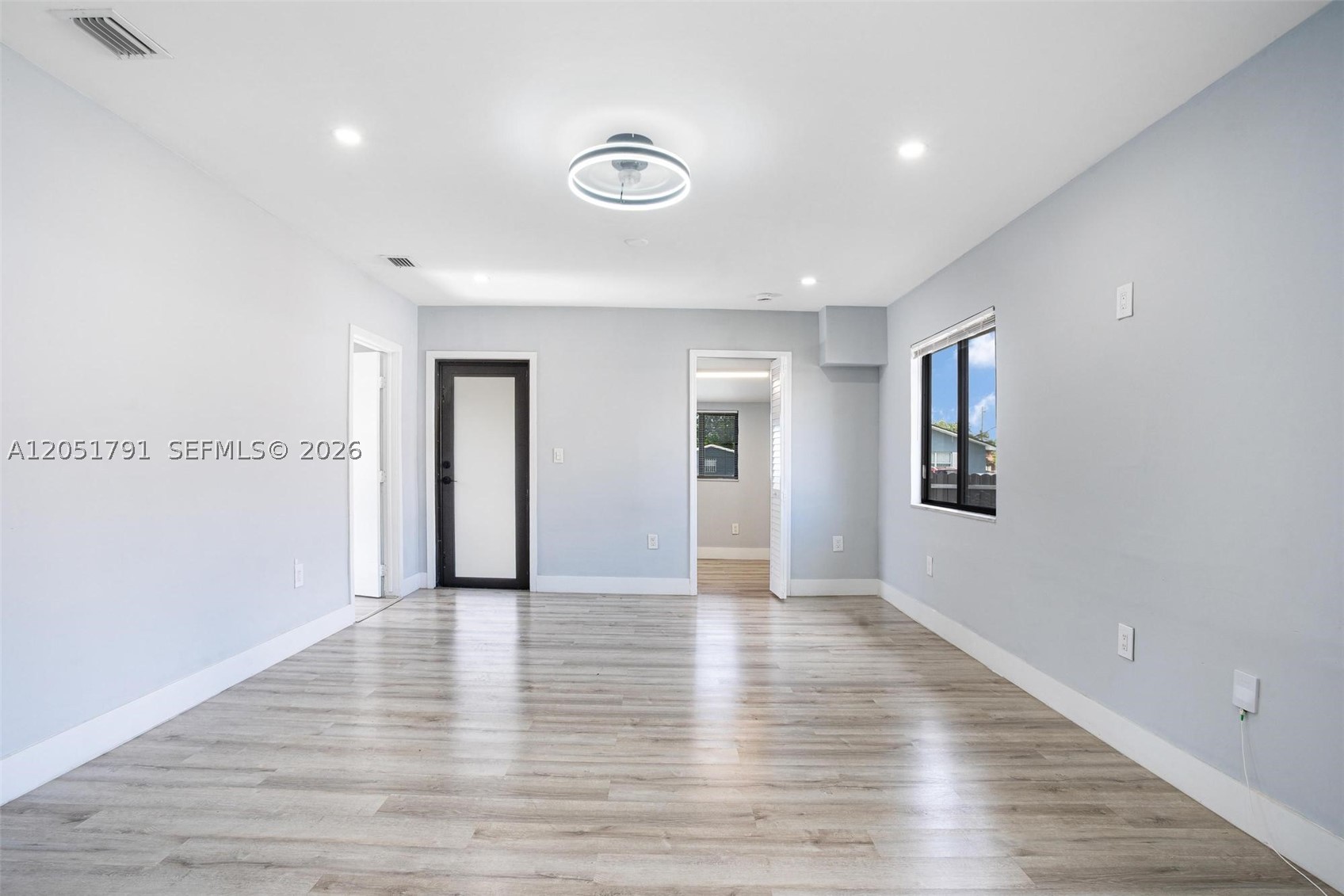 PINEWOOD PARK EXTENSION - Residential Lease
