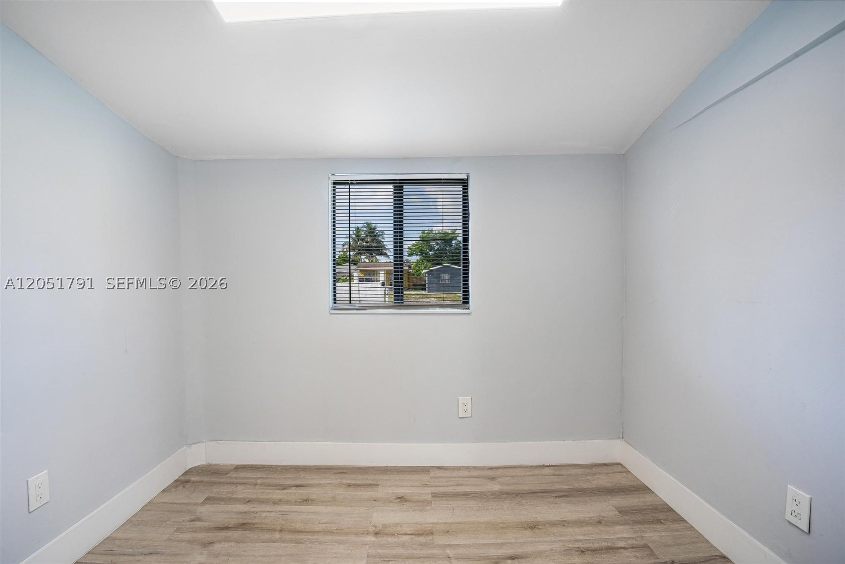 PINEWOOD PARK EXTENSION - Residential Lease