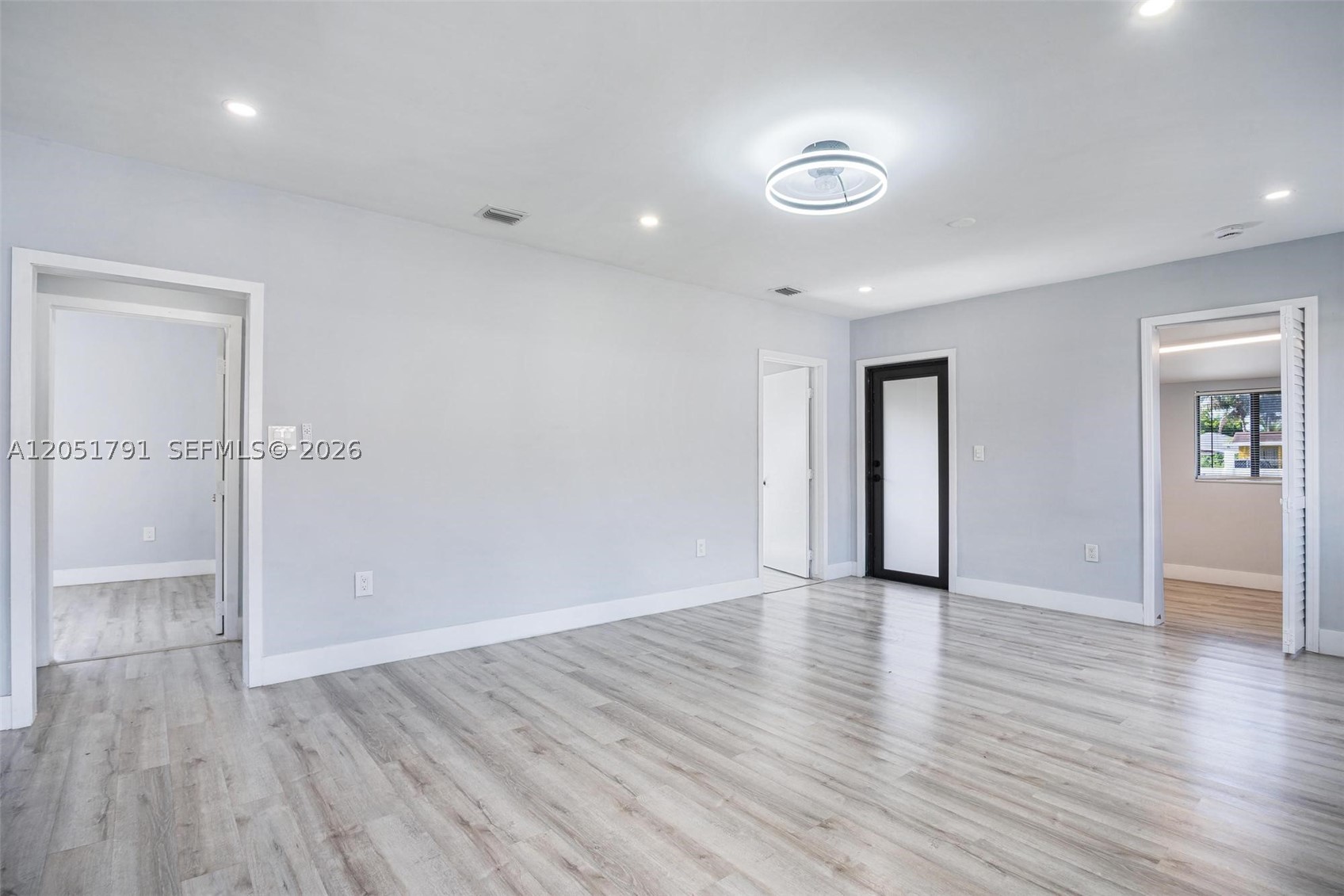 PINEWOOD PARK EXTENSION - Residential Lease
