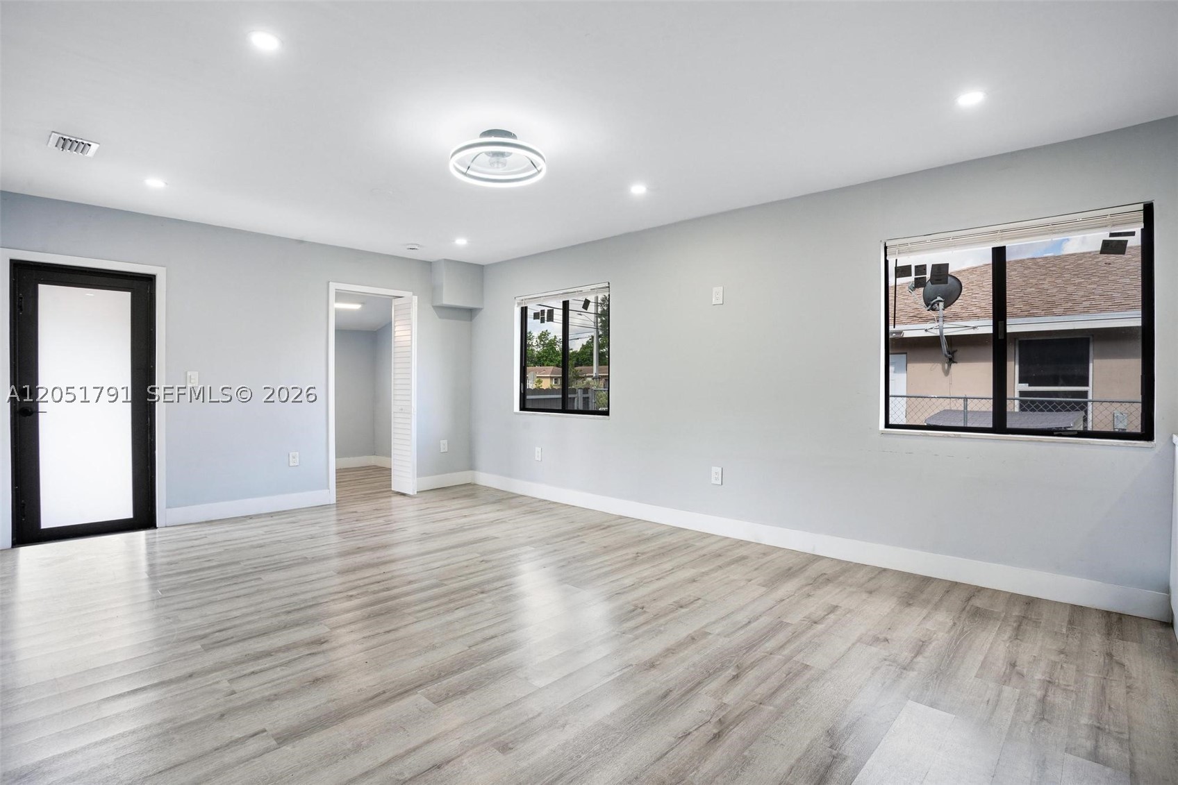 PINEWOOD PARK EXTENSION - Residential Lease