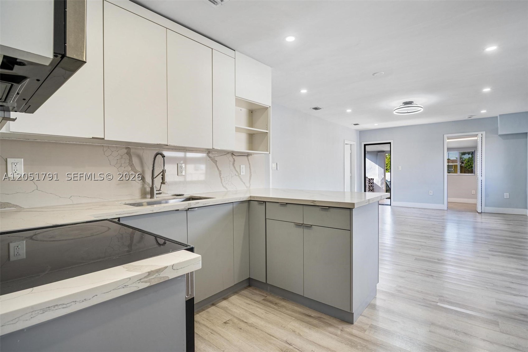 PINEWOOD PARK EXTENSION - Residential Lease