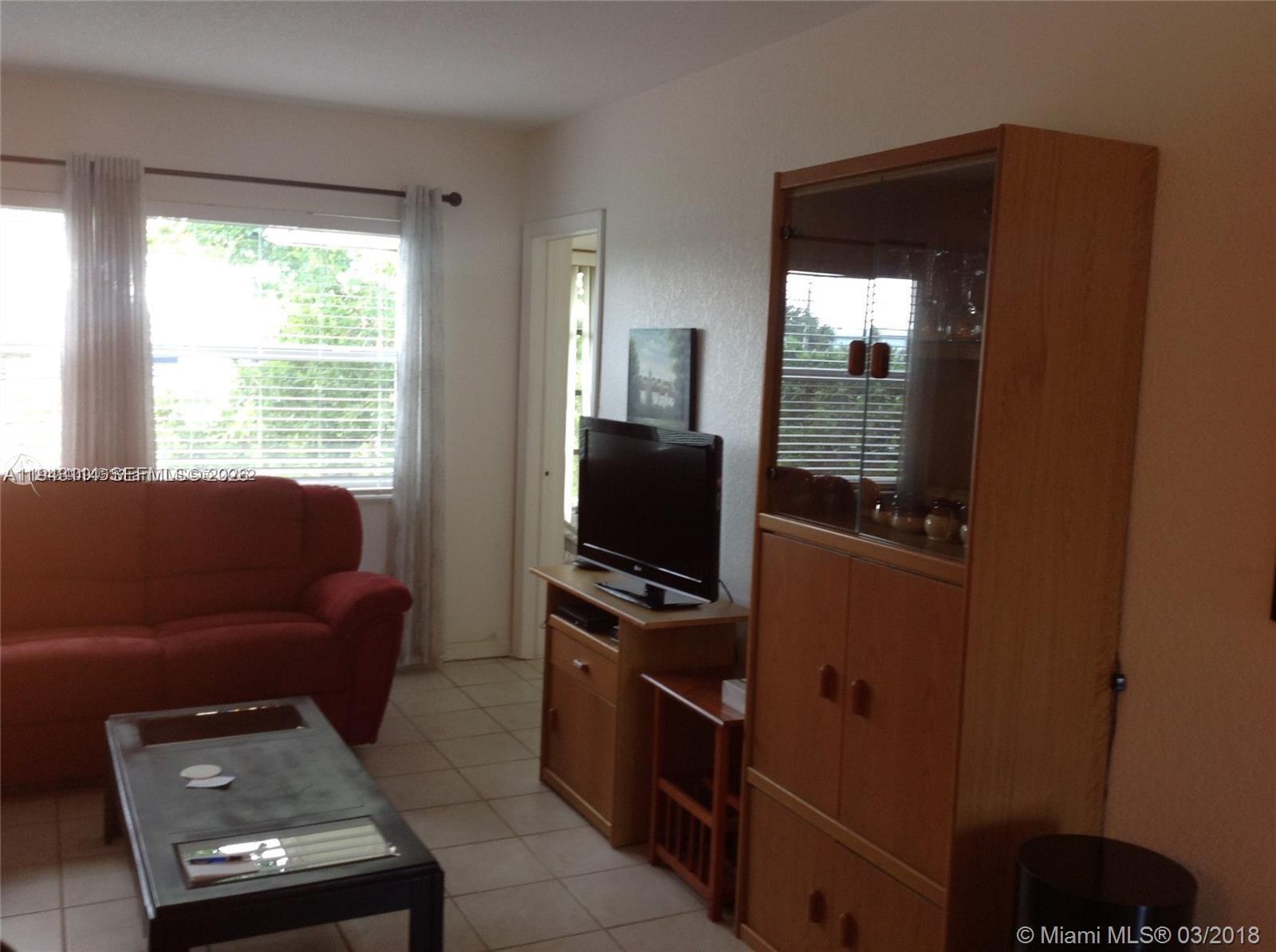 HAWAIIAN GARDENS - Residential
