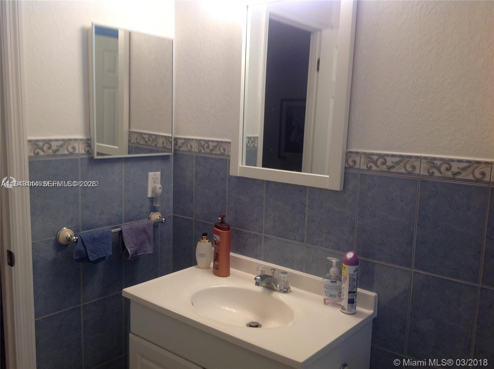 HAWAIIAN GARDENS - Residential