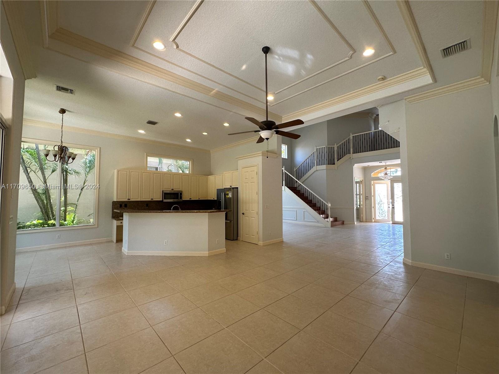 MIRASOL PAR 23 - Residential Lease