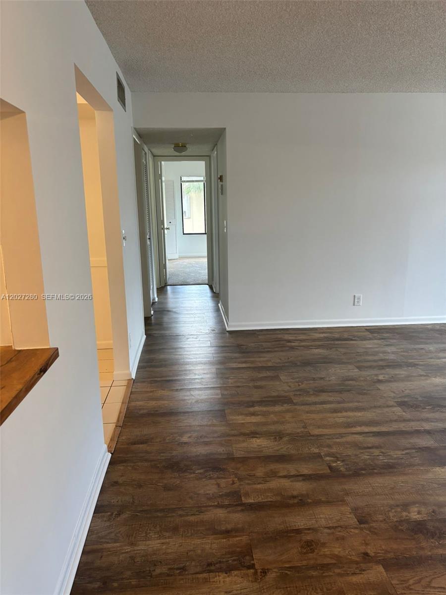 PINE RIDGE NORTH VILLAGE - Residential Lease