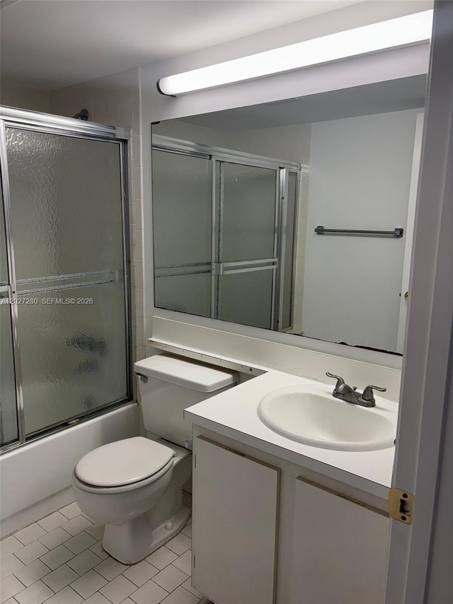 PINE RIDGE NORTH VILLAGE - Residential Lease
