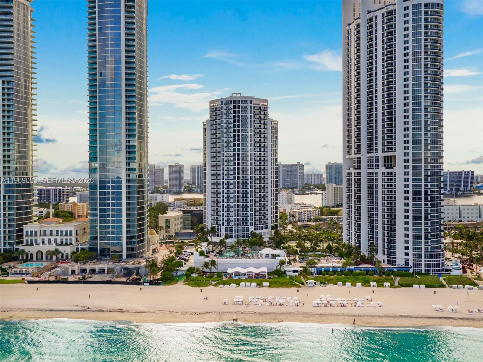 TRUMP INTERNATIONAL SONES - Residential