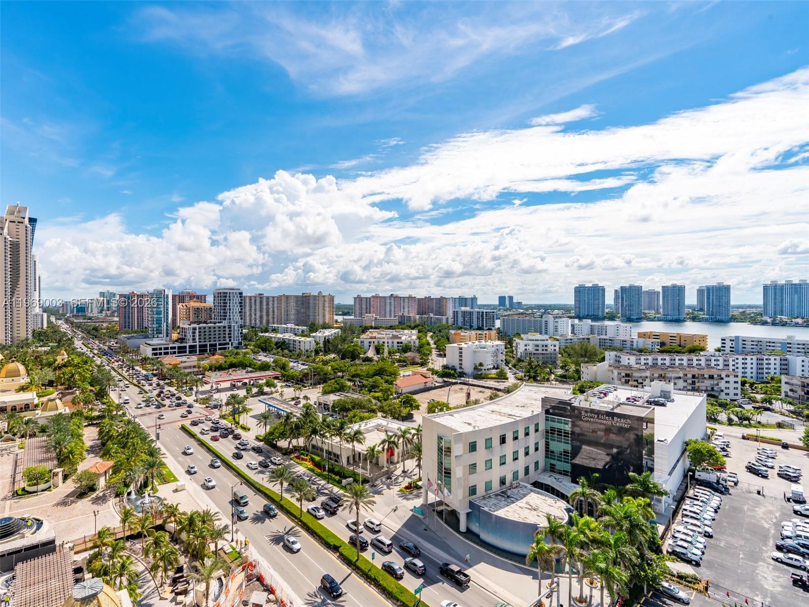 TRUMP INTERNATIONAL SONES - Residential