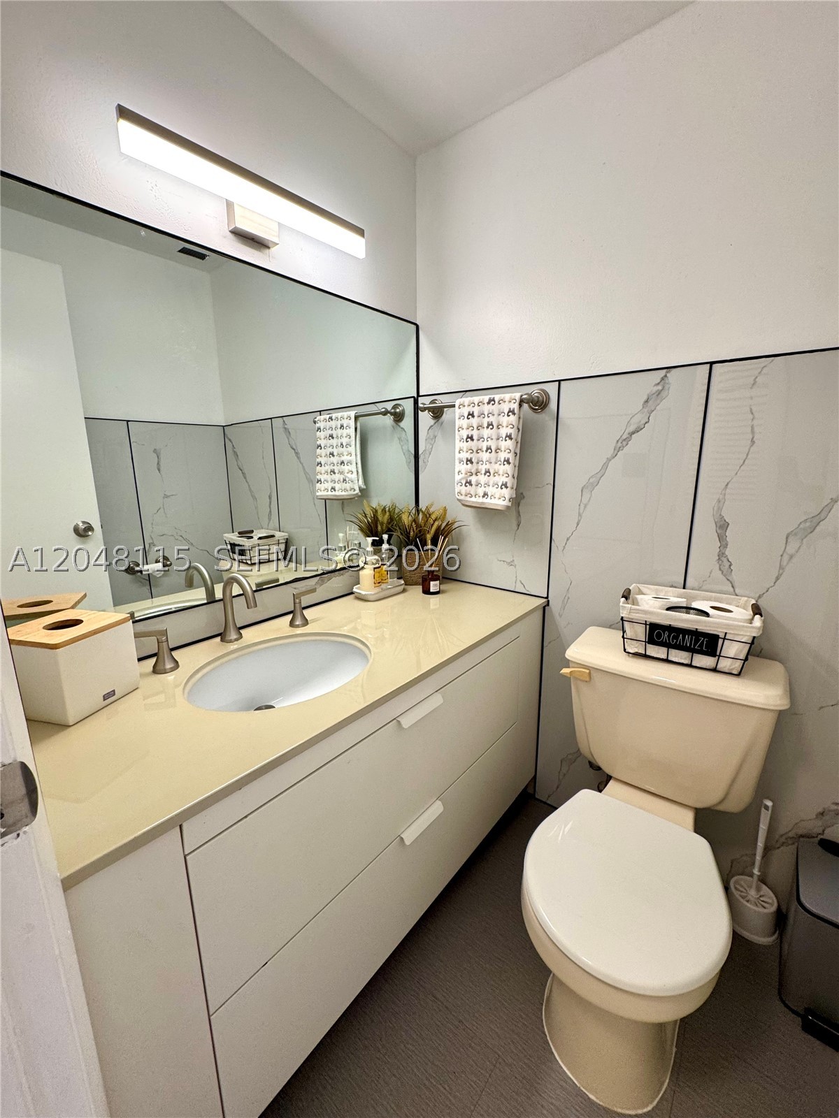 ARLEN HOUSE CONDO - Residential
