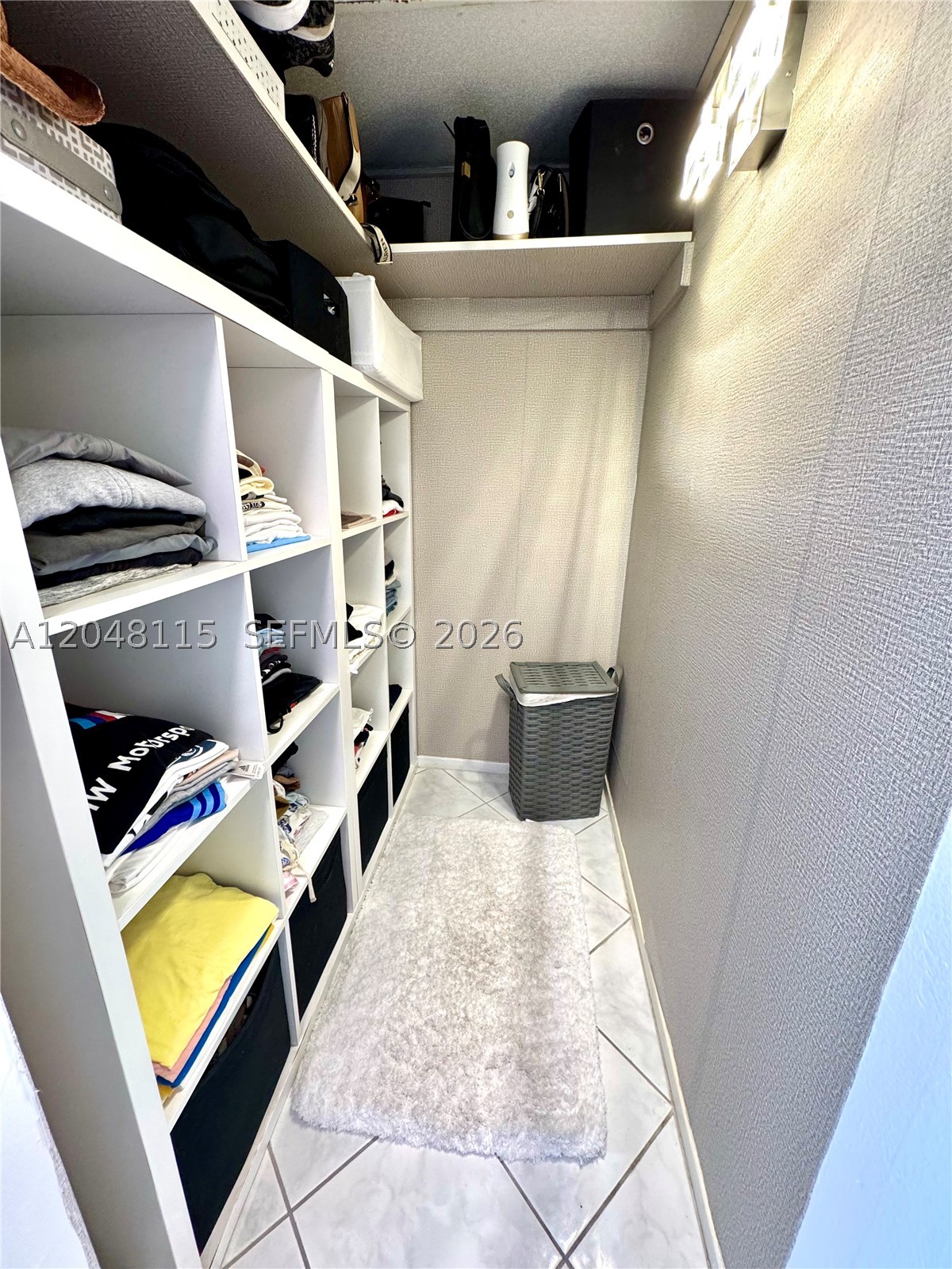 ARLEN HOUSE CONDO - Residential