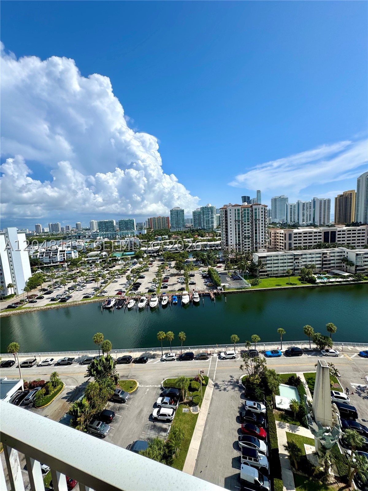 ARLEN HOUSE CONDO - Residential