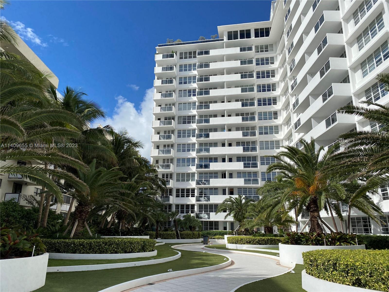 THE DECOPLAGE CONDO - Residential
