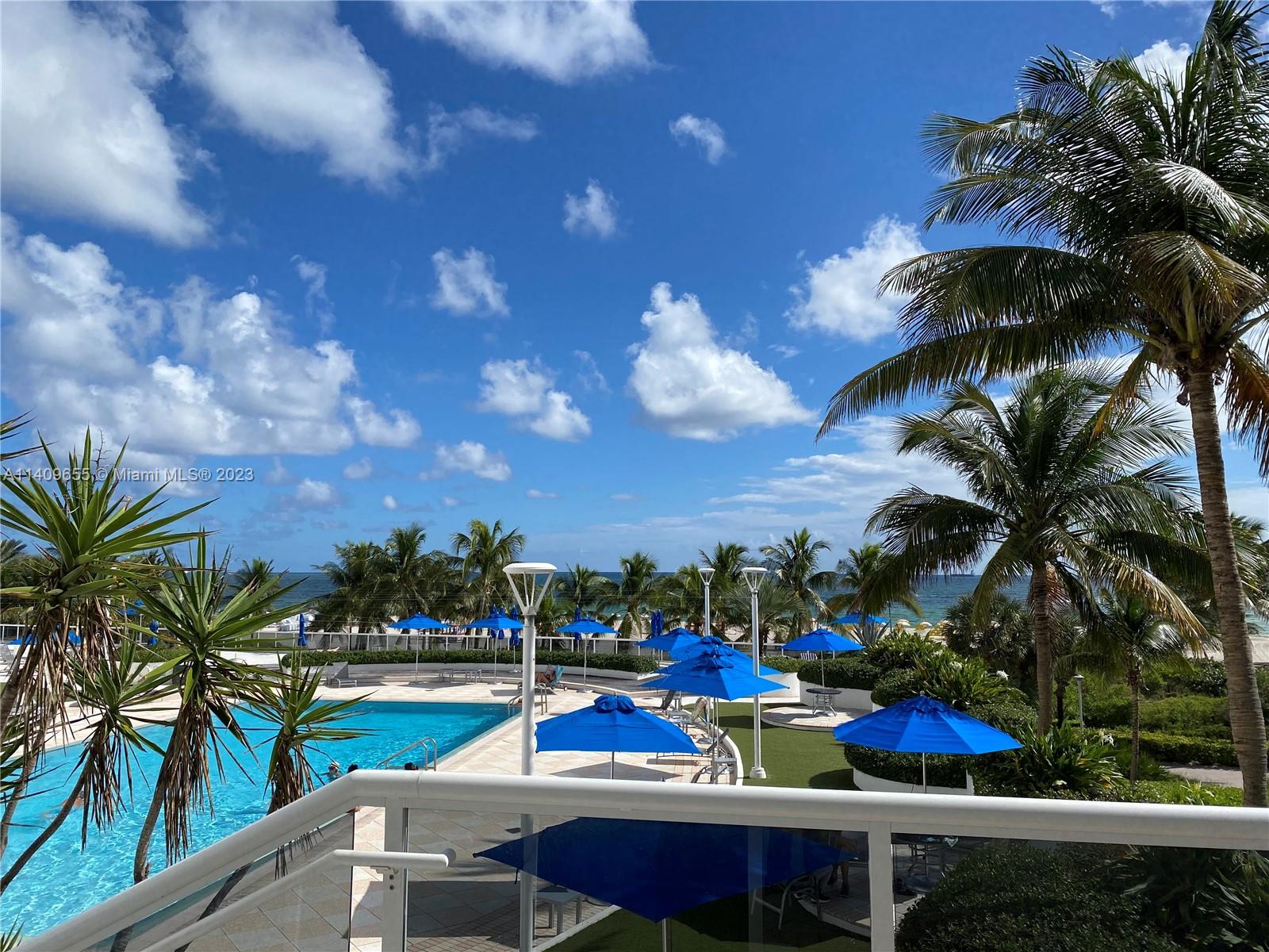 THE DECOPLAGE CONDO - Residential