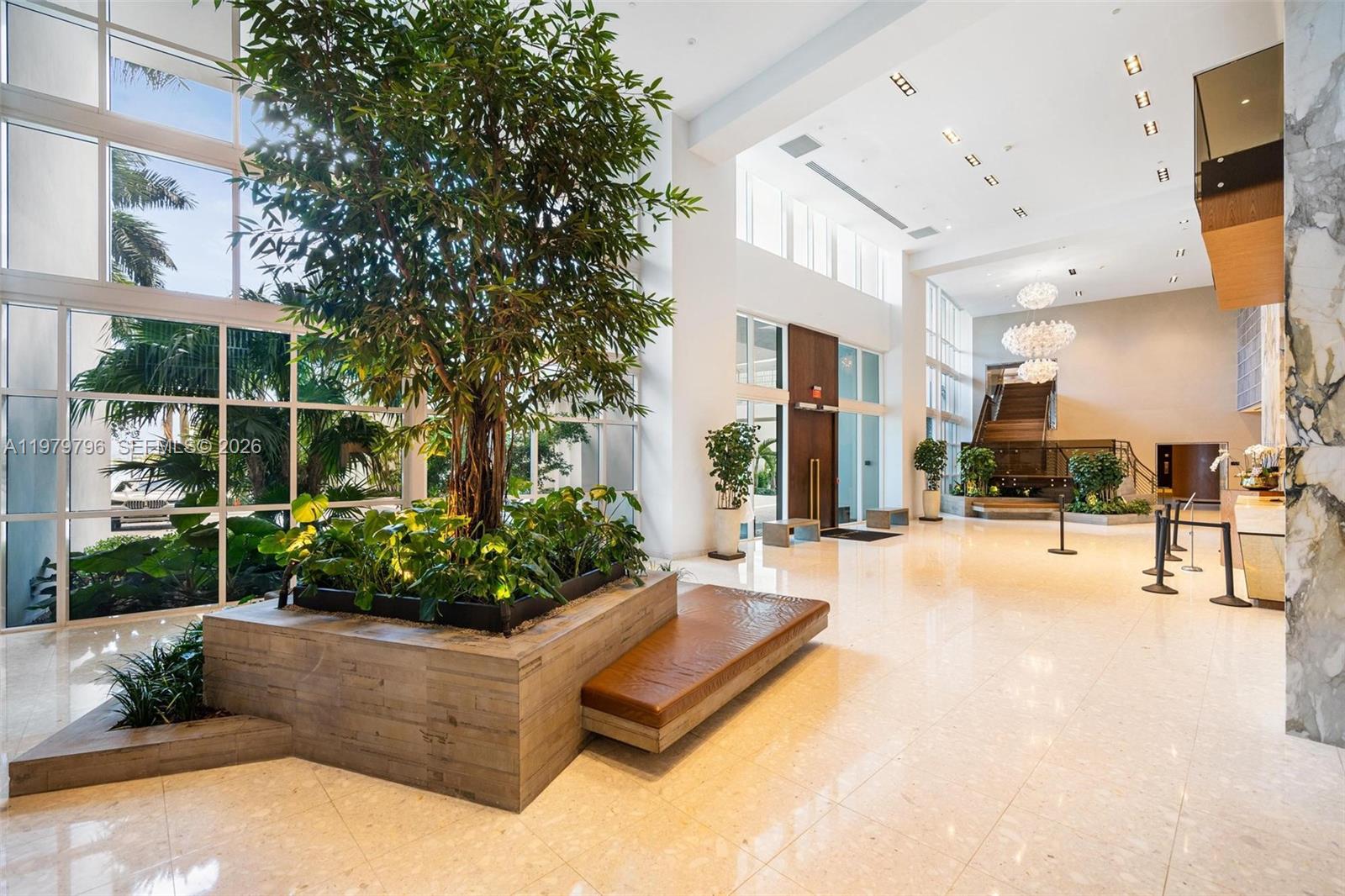 PARAMOUNT BAY CONDO - Residential