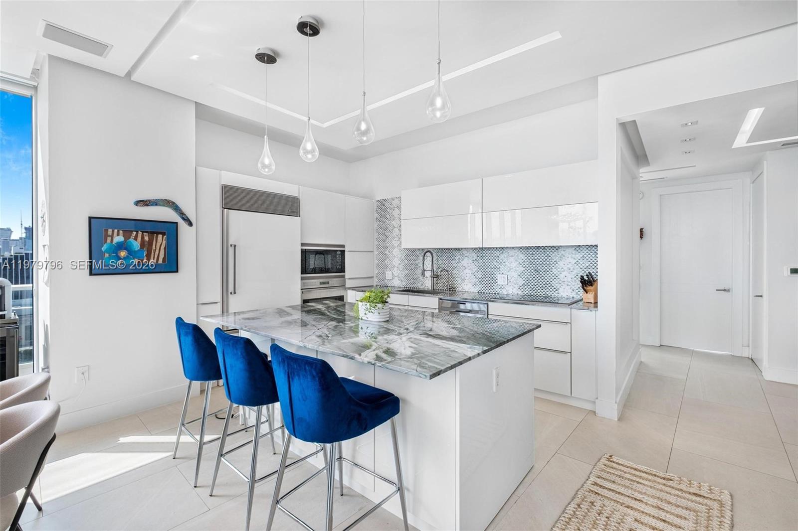 PARAMOUNT BAY CONDO - Residential
