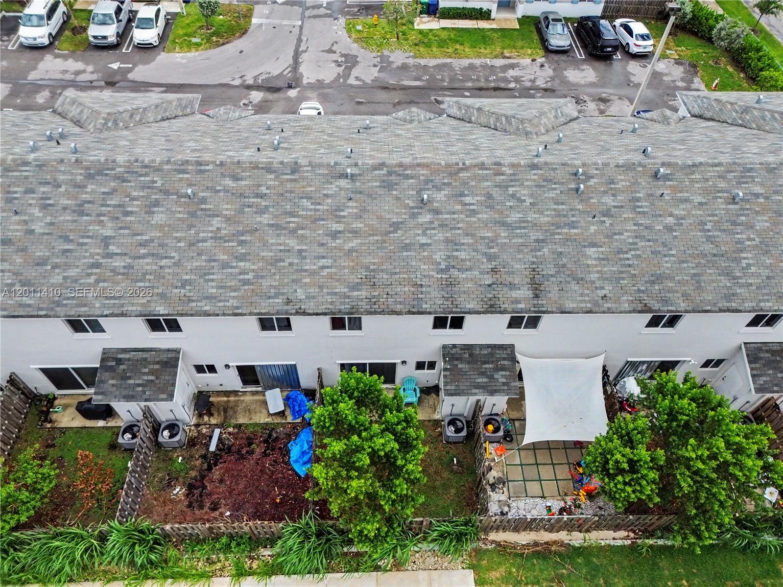 FOREST PARK VILLAS - Residential