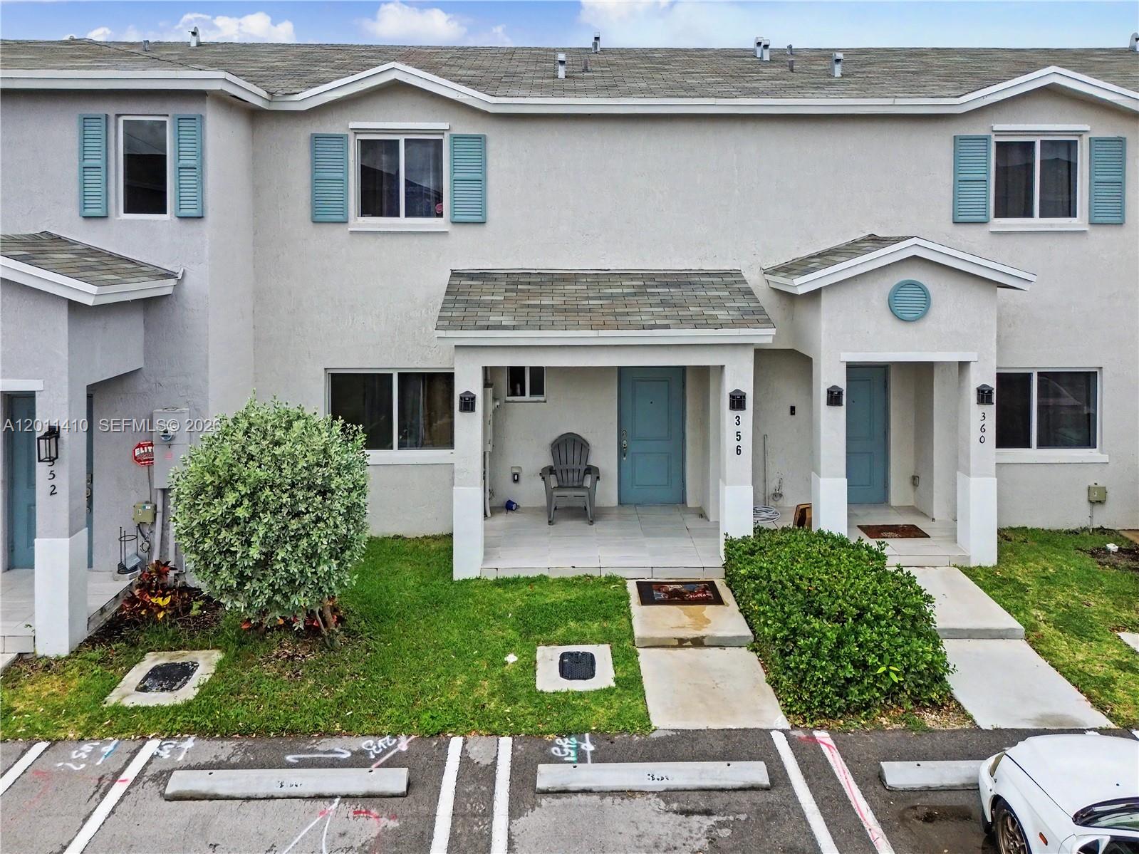 FOREST PARK VILLAS - Residential