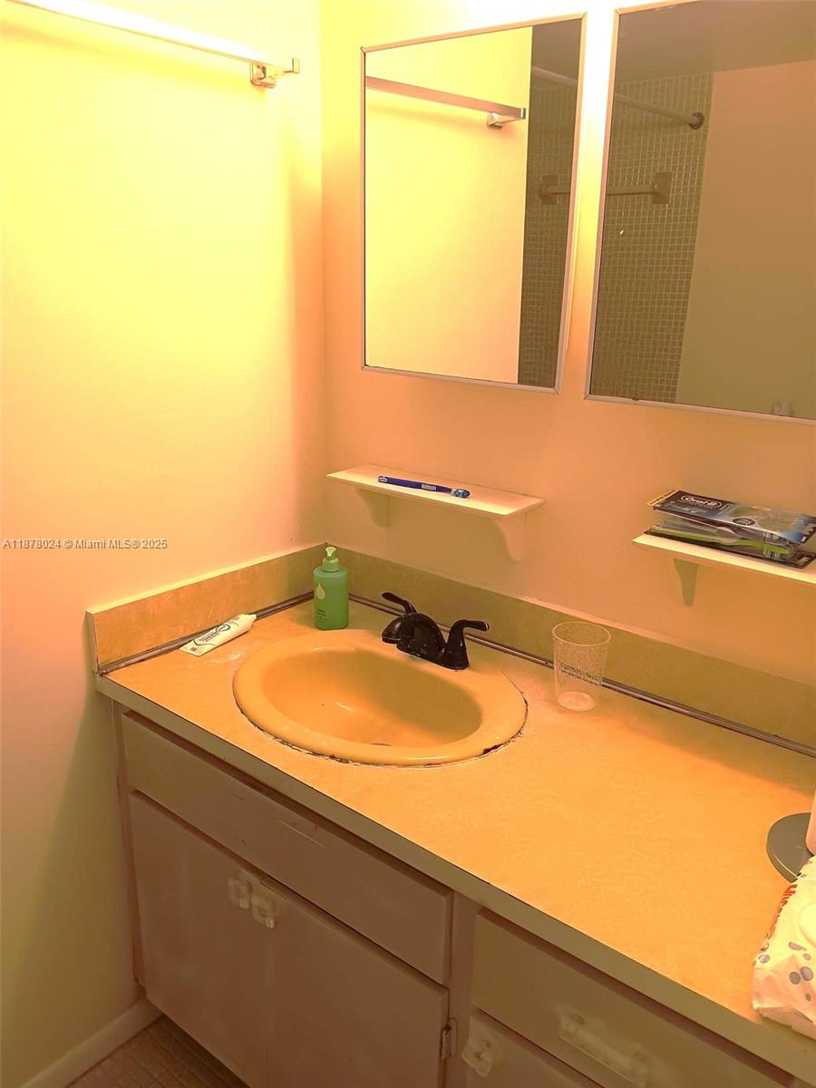 CORAL ISLE WEST CONDO - Residential